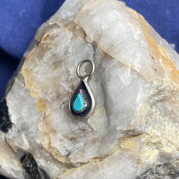 Sterling Silver & Turquoise Teardrop Pendant 925 - Picture 2 of 10